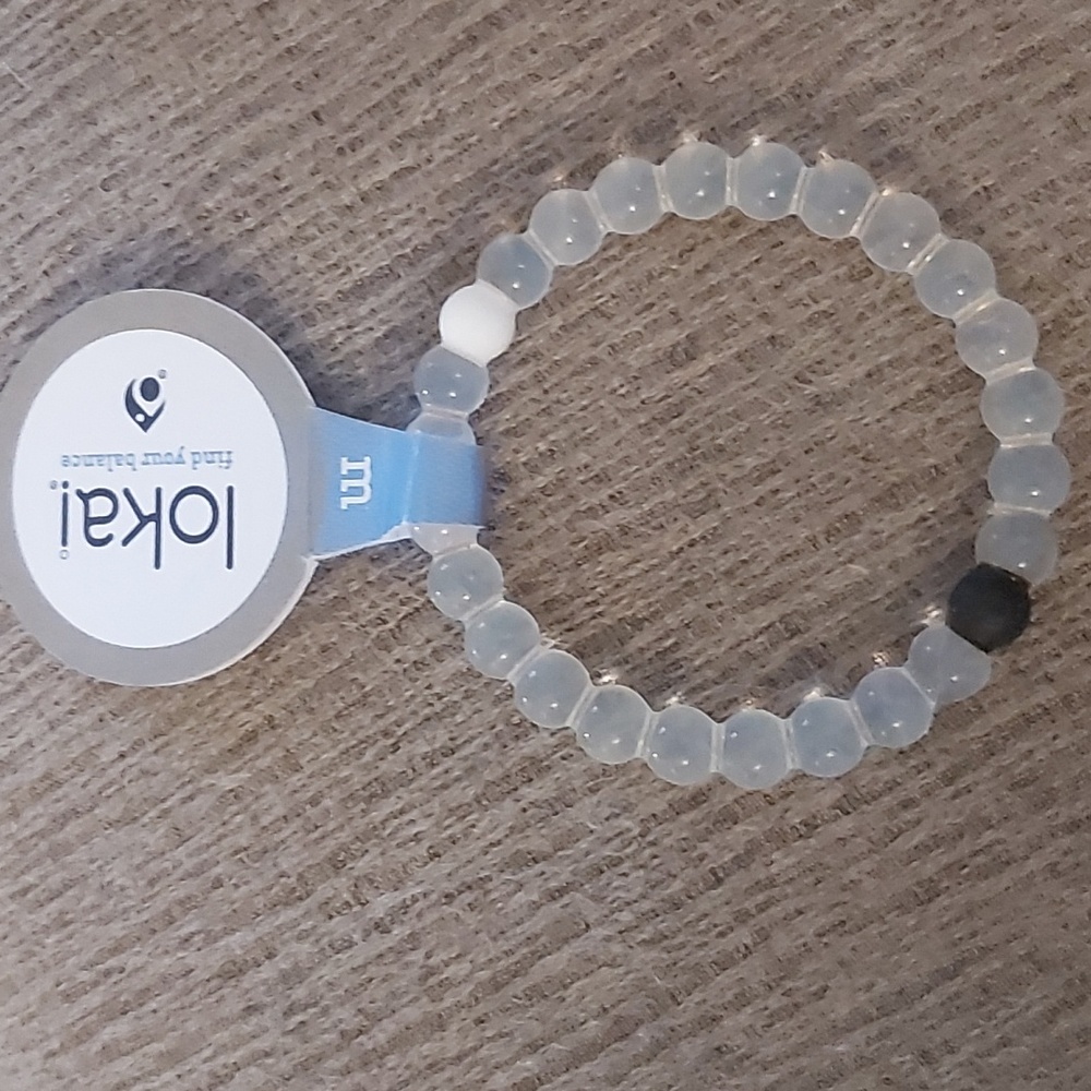 Medium classic lokai bracelet